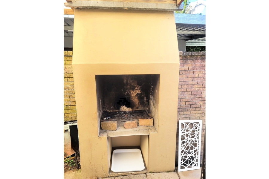 3 Bedroom Property for Sale in Charlo Eastern Cape